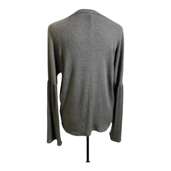 Lucky Brand womens V-neck ribbed bell sleeves sweater grey size Small.Rayon - Picture 5 of 9